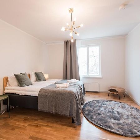 Forenom Serviced Apartments Helsinki Toeoeloe Exterior photo