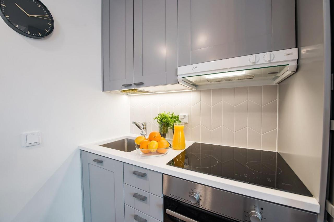 Forenom Serviced Apartments Helsinki Toeoeloe Exterior photo