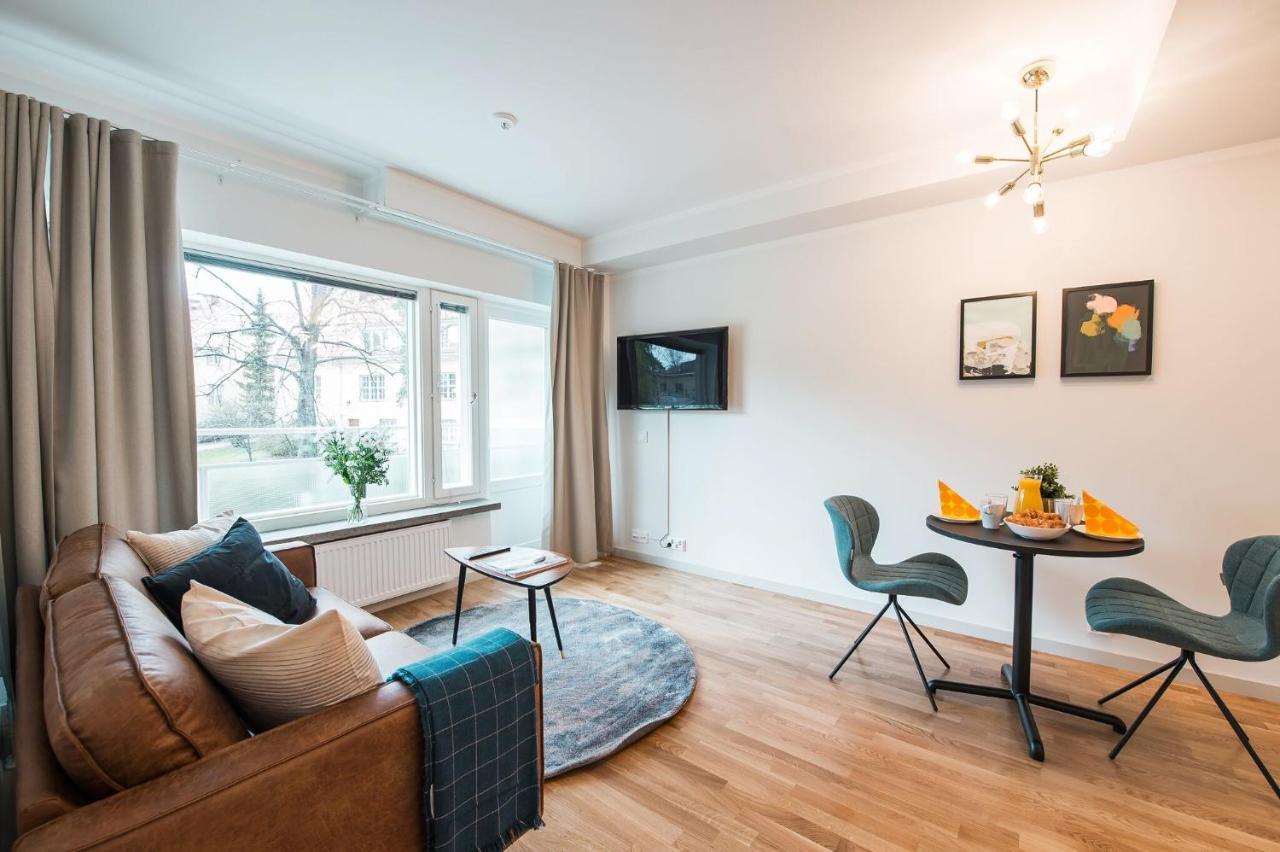 Forenom Serviced Apartments Helsinki Toeoeloe Exterior photo