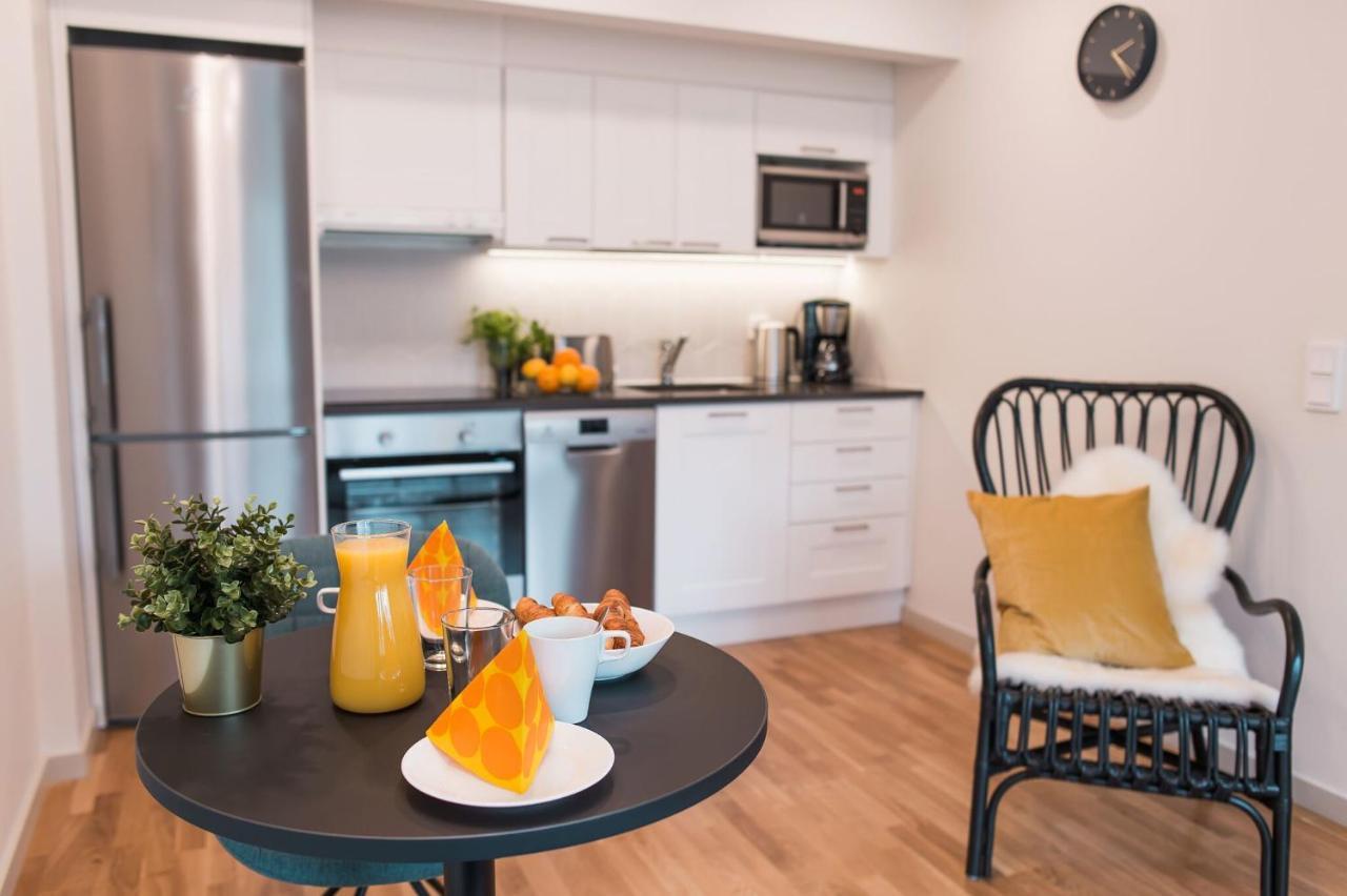Forenom Serviced Apartments Helsinki Toeoeloe Exterior photo