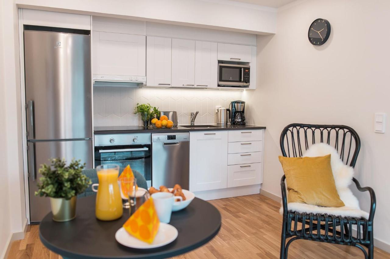Forenom Serviced Apartments Helsinki Toeoeloe Exterior photo